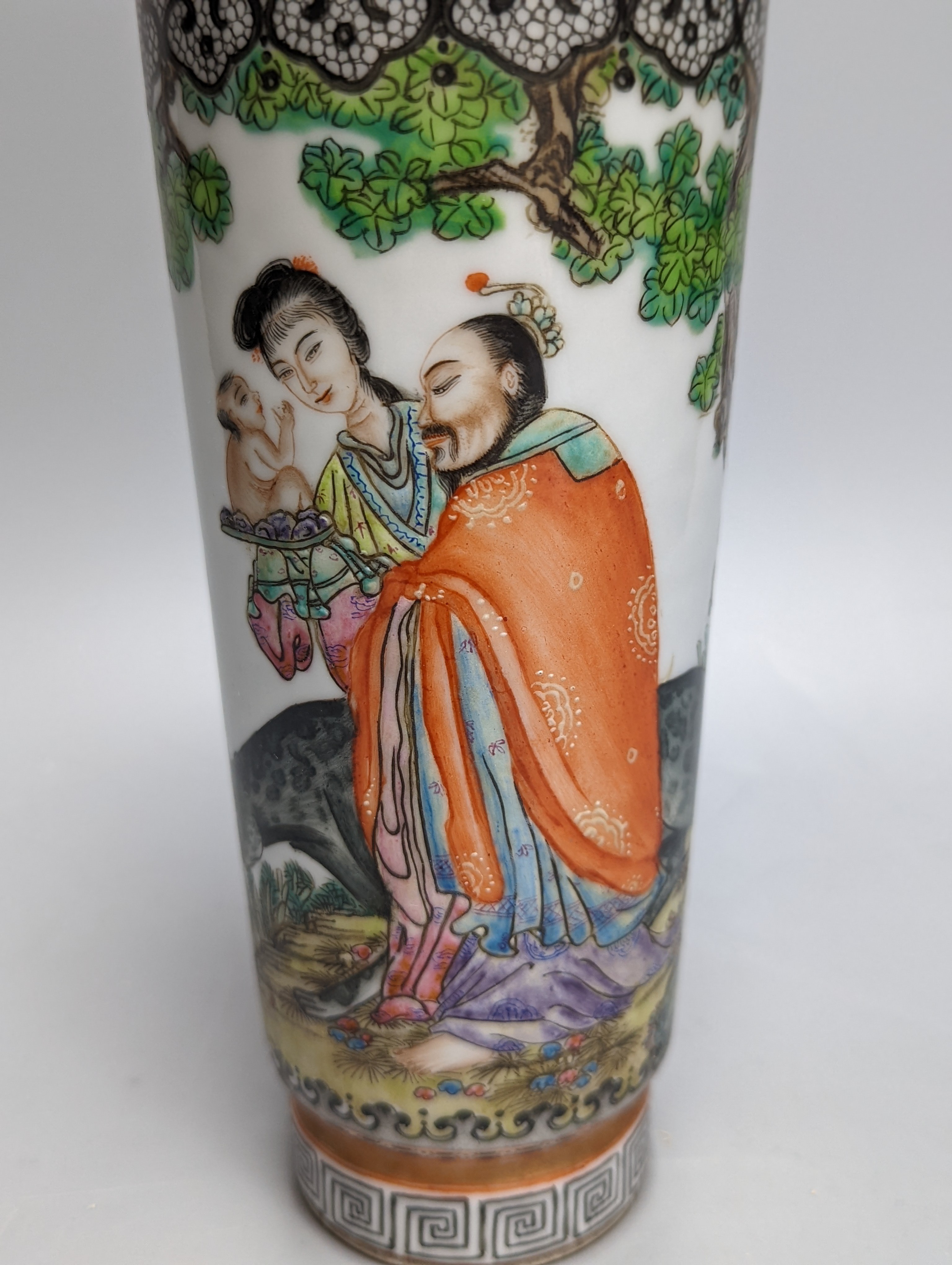 A Chinese famille rose vase. 25cm